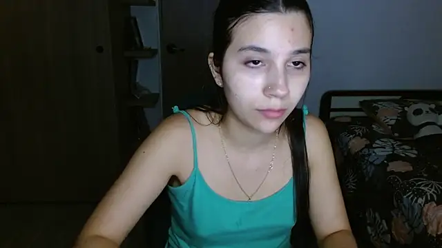 mia  lopez  online show from 23, 4, 2026