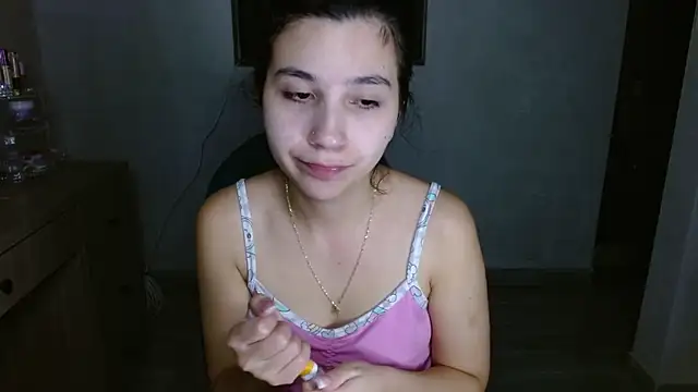 mia  lopez  online show from 17, 7, 2026
