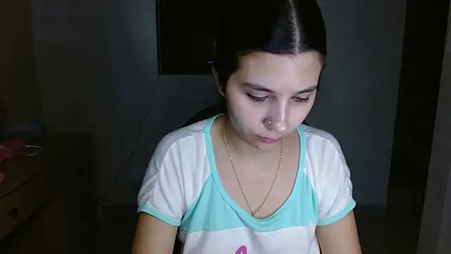 mia  lopez  online show from 28, 7, 2026