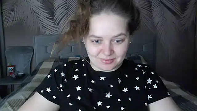 uliastar online show from 30, 1, 2025