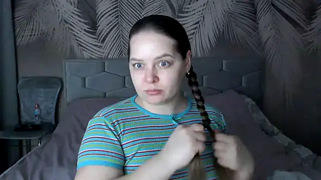 uliastar online show from 6, 2, 2025