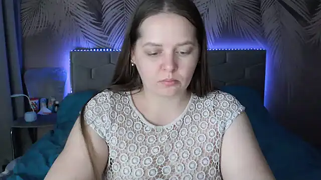 uliastar online show from 14, 3, 2025