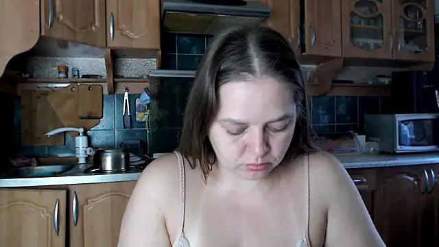 uliastar online show from 11, 10, 2025