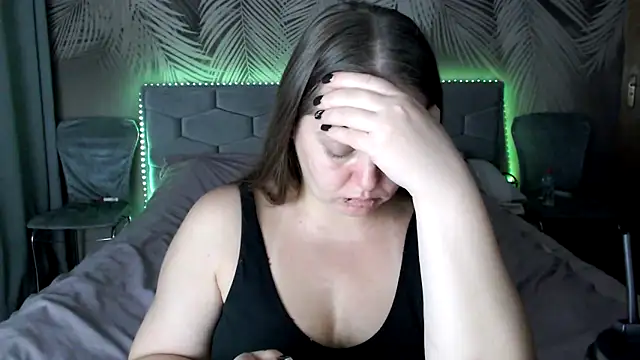 uliastar online show from 22, 10, 2025