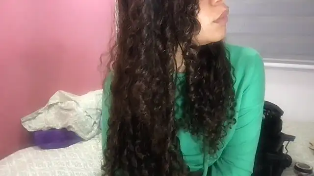 gatubelahot online show from 22, 9, 2025