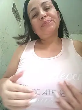 Snapshot of dayan_and_jonny chatting on 7, 1, 2026 dayan and jonny online show from 7, 1, 2026