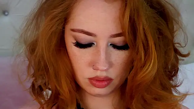 Snapshot of TinaBrook chatting on 30, 1, 2025 TinaBrook online show from 30, 1, 2025