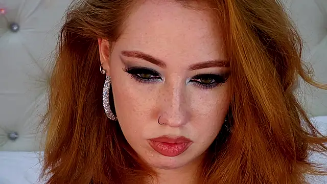 Snapshot of TinaBrook chatting on 31, 1, 2025 TinaBrook online show from 31, 1, 2025