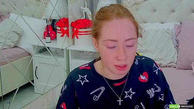 Snapshot of TinaBrook chatting on 25, 9, 2025 TinaBrook online show from 25, 9, 2025