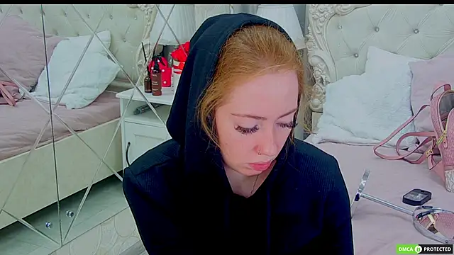 Snapshot of TinaBrook chatting on 15, 10, 2025 TinaBrook online show from 15, 10, 2025