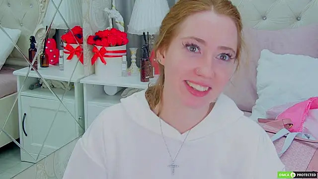 Snapshot of TinaBrook chatting on 11, 11, 2025 TinaBrook online show from 11, 11, 2025