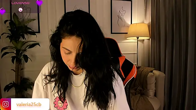 Snapshot of valeriia25_ chatting on 19, 2, 2025 valeriia25 online show from 19, 2, 2025