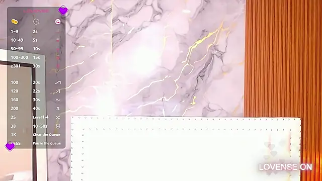 kinkylittlegirll online show from 7, 3, 2025