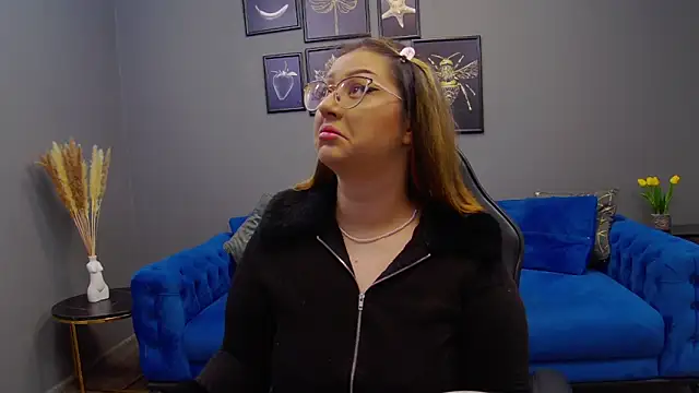 Katewalker  online show from 9, 12, 2024