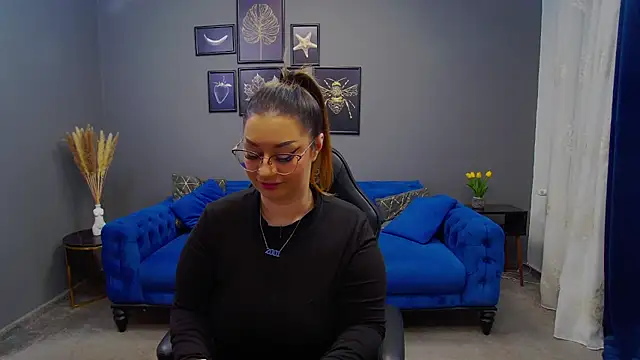 Katewalker  online show from 16, 1, 2025