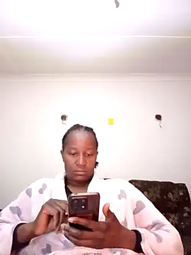 sluttylaura21 online show from 25, 4, 2026