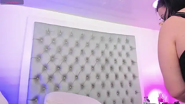 Snapshot of anette_cooper chatting on 2, 6, 2026 anette cooper online show from 2, 6, 2026