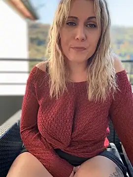 Leanymphoo online show from 13, 10, 2025