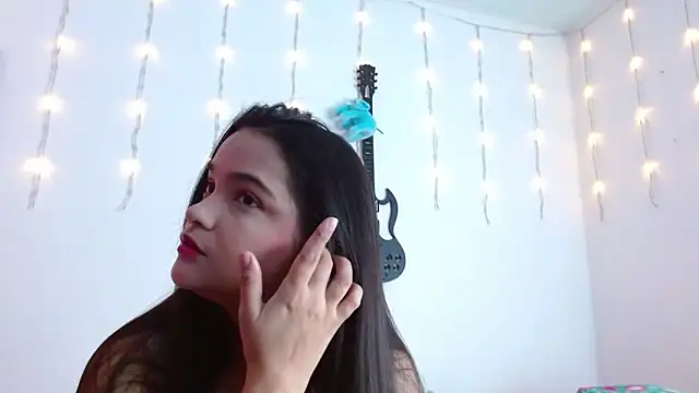 monica little23 online show from 8, 10, 2025