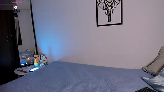 emilybae  online show from 13, 10, 2025