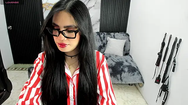 criss 21  online show from 7, 2, 2026