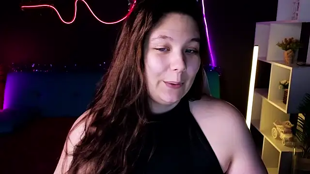 DjennaPalme online show from 4, 1, 2025