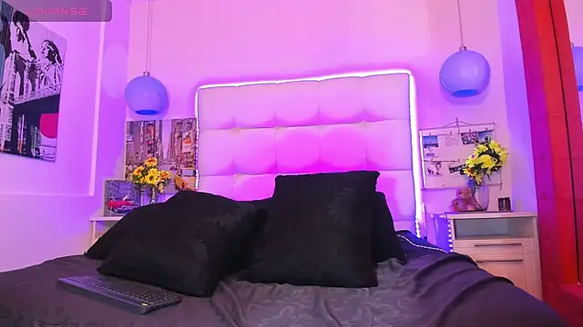 Snapshot of cinthya_walker1 chatting on 10, 6, 2026 cinthya walker1 online show from 10, 6, 2026