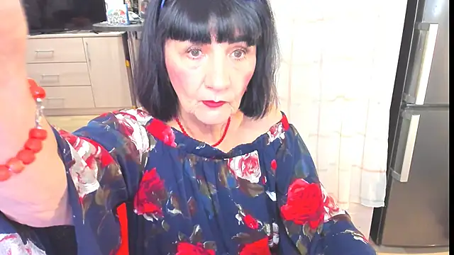 Tina Joness online show from 8, 1, 2025