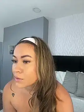 TaylorEvanss online show from 24, 2, 2025