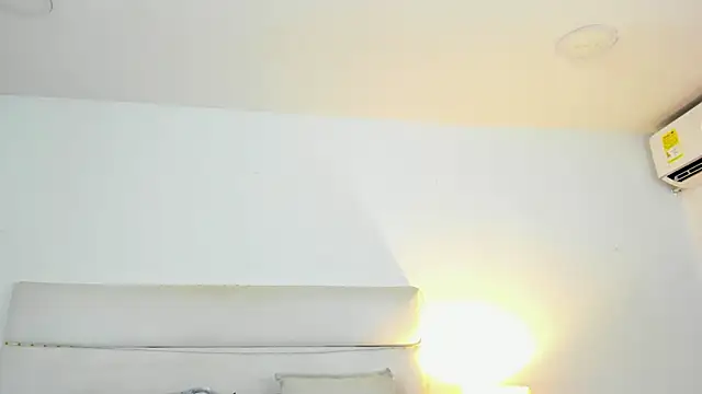 TaylorEvanss online show from 22, 4, 2026