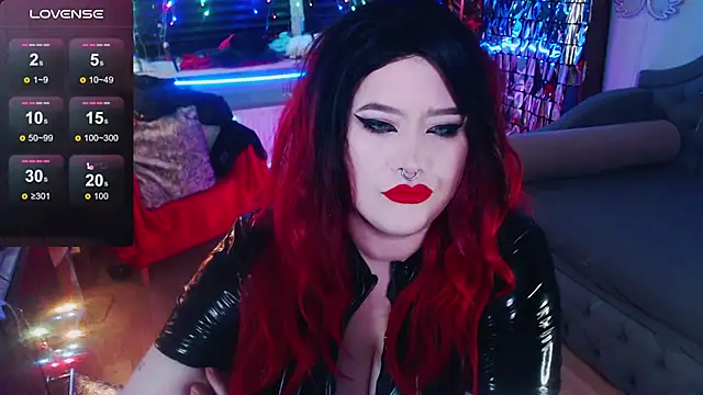 wickedxqueen online show from 17, 1, 2025