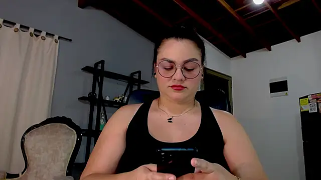 maela1 online show from 22, 9, 2025