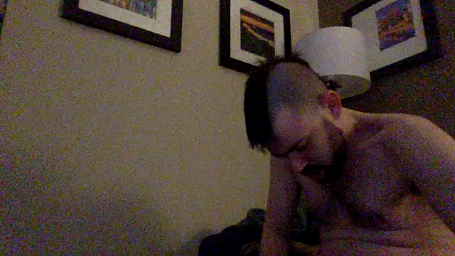 Fr4nk1eFFuxxx online show from 4, 1, 2025