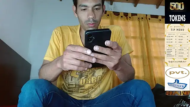 Snapshot of JohanyLatino chatting on 23, 5, 2026 JohanyLatino online show from 23, 5, 2026