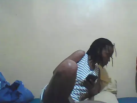 Smillie prety online show from 23, 12, 2025