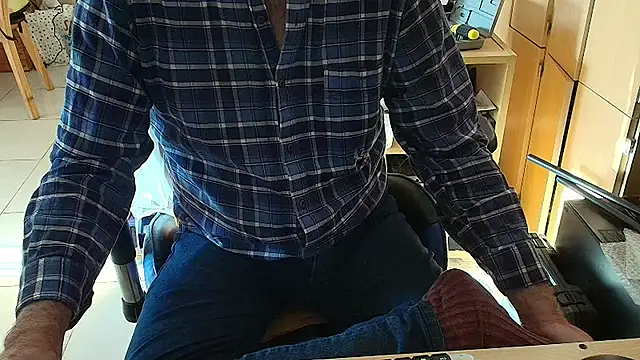 angelgarcia269 online show from 27, 4, 2026