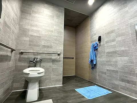 mikejones7661 online show from 8, 2, 2026