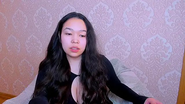 Snapshot of Kris_top_Lee chatting on 15, 4, 2026 Kris top Lee online show from 15, 4, 2026