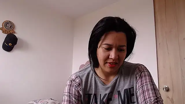 lady hot2xx online show from 15, 7, 2026