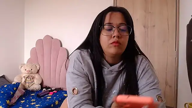 lady hot2xx online show from 28, 7, 2026