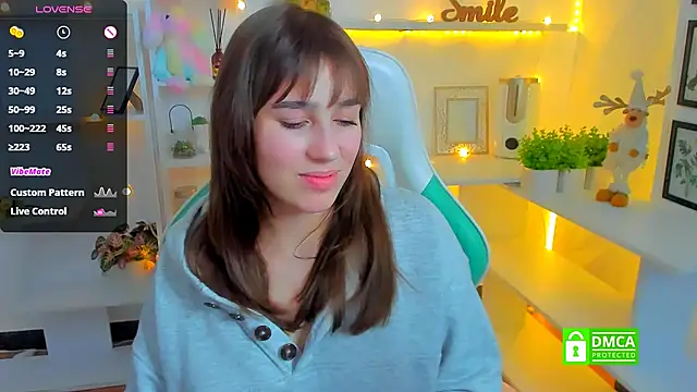 Snapshot of _Eliizabeth_ chatting on 8, 2, 2025 Eliizabeth online show from 8, 2, 2025