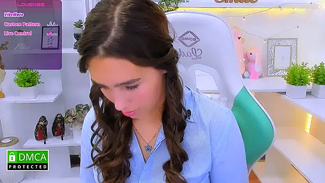 Snapshot of _Eliizabeth_ chatting on 22, 9, 2025 Eliizabeth online show from 22, 9, 2025