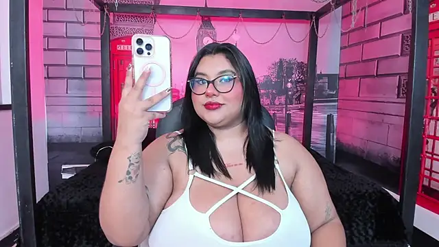 Snapshot of tifanny_bigboobs11 chatting on 31, 3, 2026 tifanny bigboobs11 online show from 31, 3, 2026