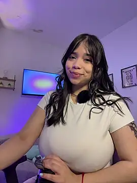 tati reyess online show from 26, 4, 2026