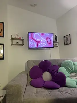 tati reyess online show from 6, 6, 2026