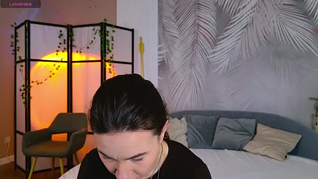 Marie Diaze online show from 24, 7, 2026