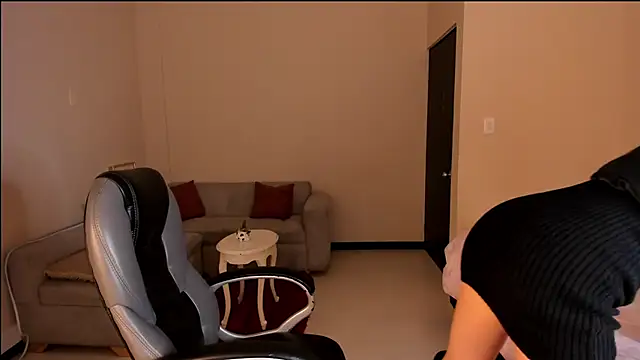 Kristen Garner online show from 23, 4, 2026