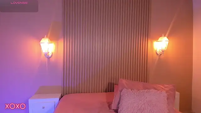 EmilyEvans7 online show from 15, 3, 2025