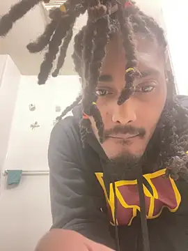 Snapshot of BD2LONG chatting on 8, 2, 2025 BD2LONG online show from 8, 2, 2025