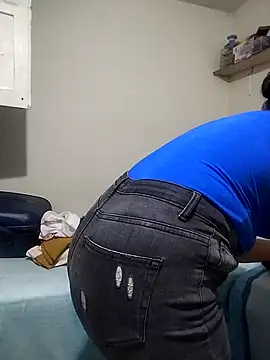 lolo890 online show from 15, 4, 2026